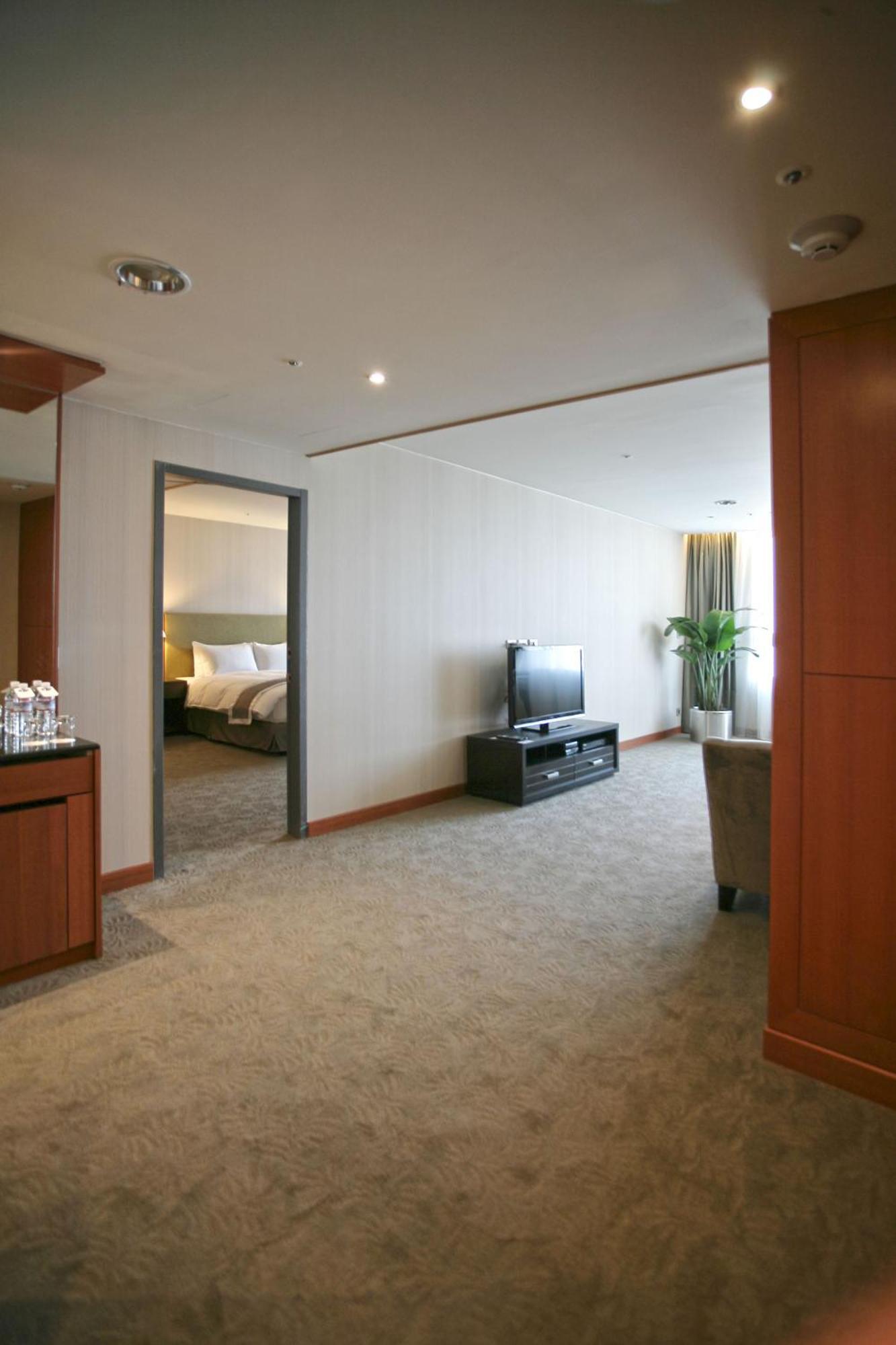 Taichung Harbor Hotel Wuqi Habitación foto